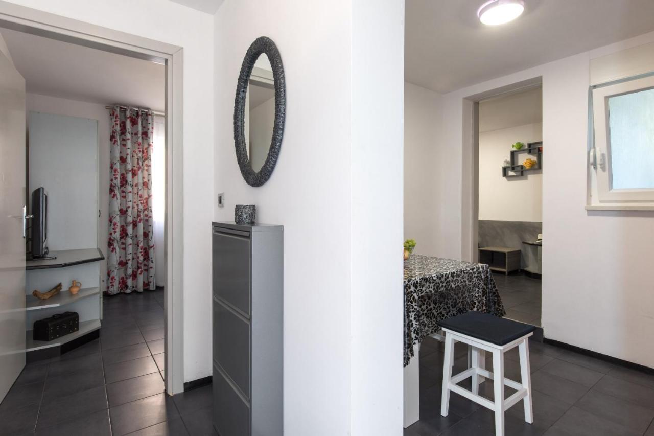 Apartment Alida Крк Экстерьер фото